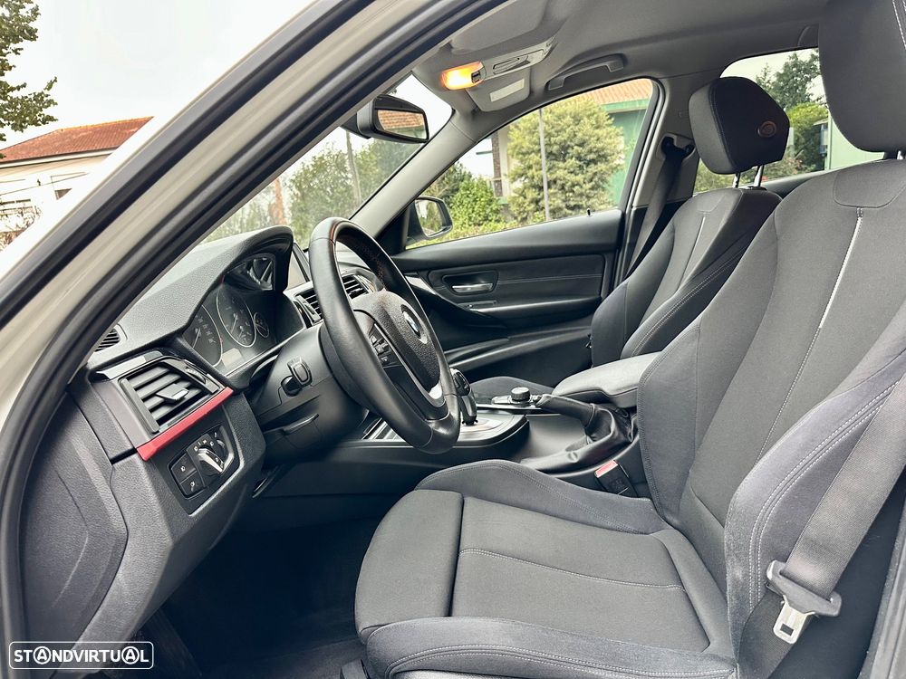 BMW 318 d Touring Auto Line Sport - 21