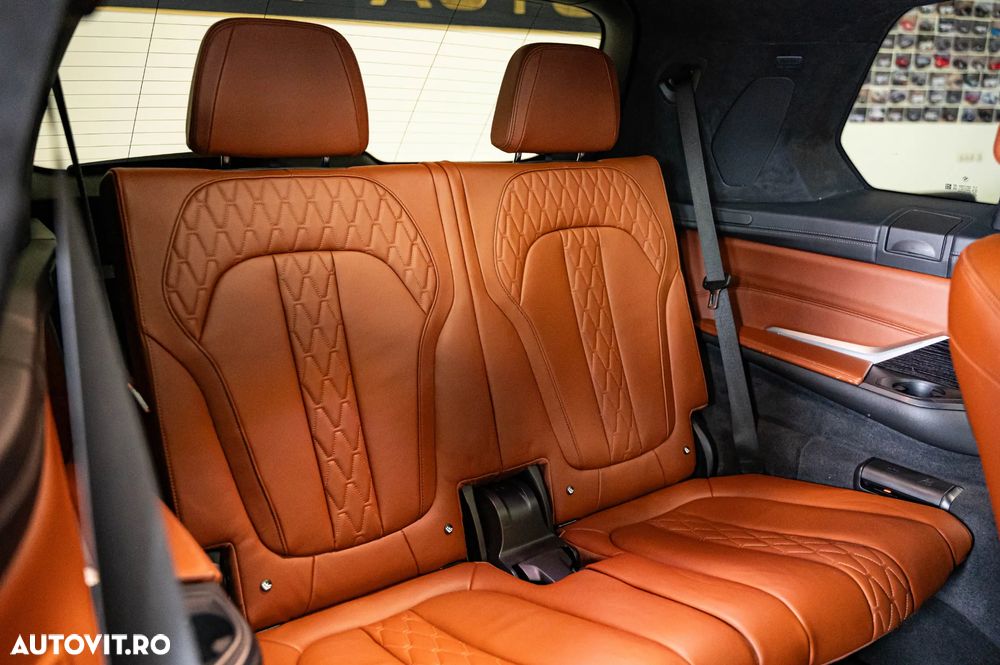 BMW X7 M50i - 35
