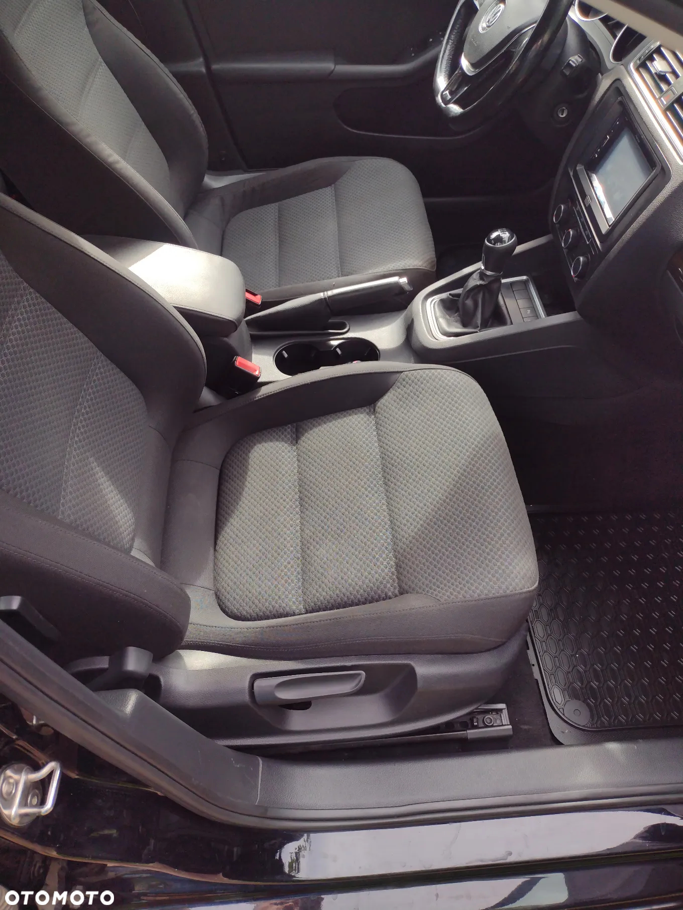 Volkswagen Jetta 2.0 TDI DPF BMT Comfortline - 8