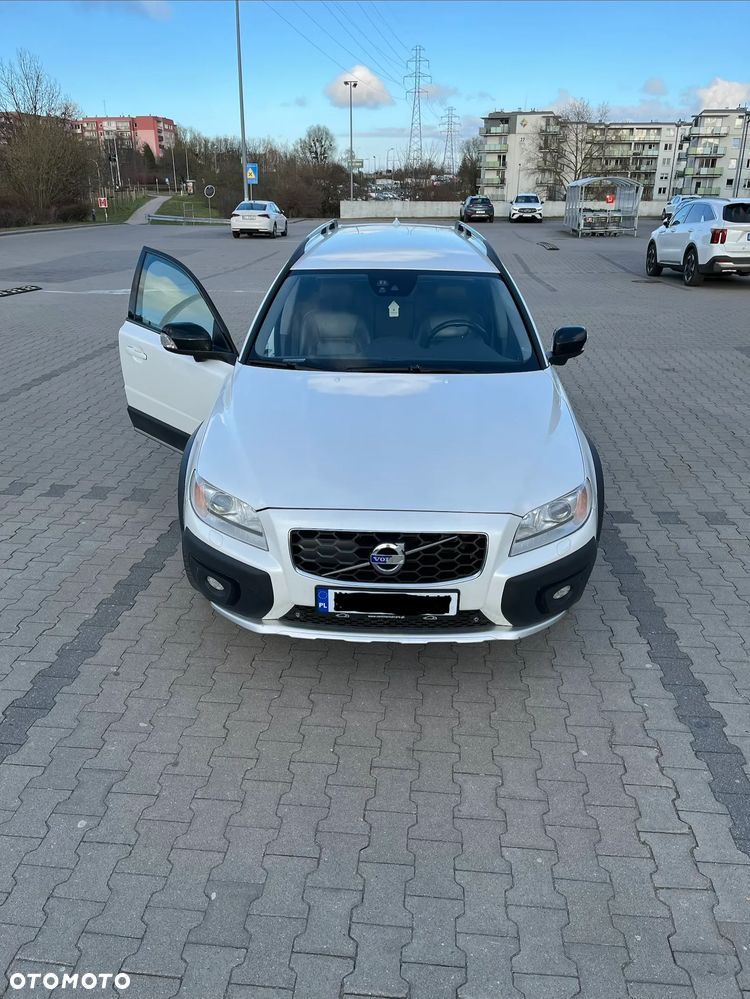 Volvo XC 70 D5 AWD Geartronic Momentum - 3