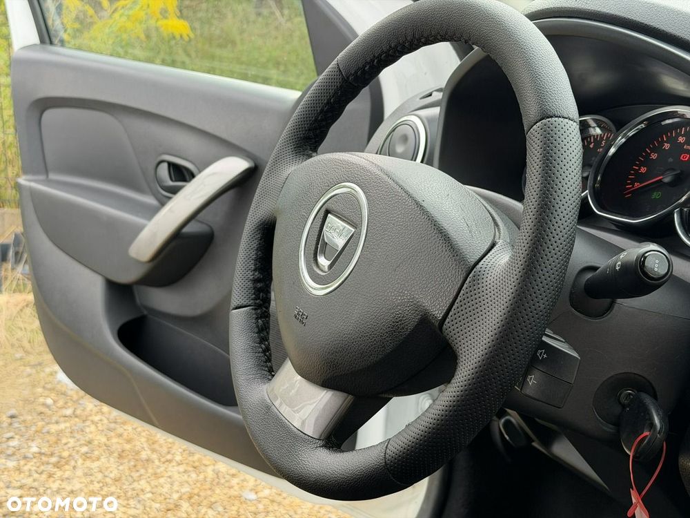 Dacia Logan - 22