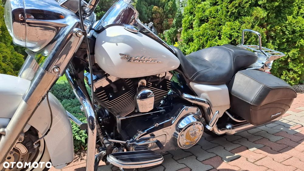 Harley-Davidson Touring Road King - 19