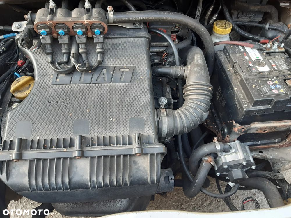 Fiat Idea 1.4 16V Active - 9