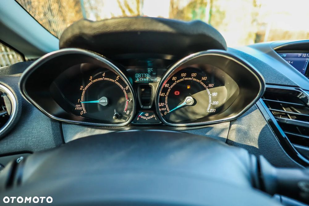 Ford Fiesta 1.0 EcoBoost STart-Stop Titanium - 14