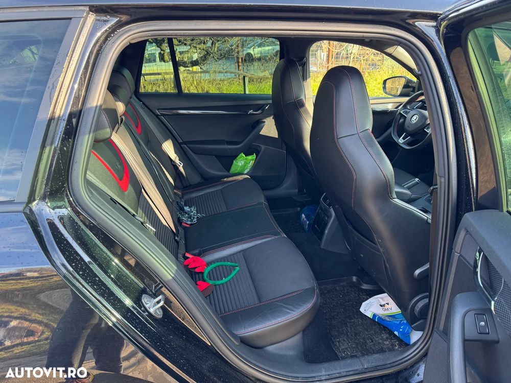 Skoda Octavia 2.0 TDI DSG 4X4 RS - 10