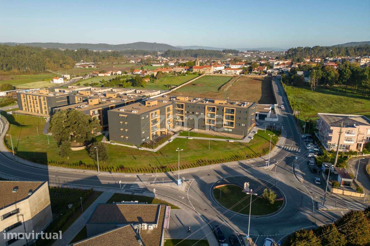Apartamento T2+1 SEMI-NOVO | Nine em Vila Nova Famalicão - Grande imagem: 2/32