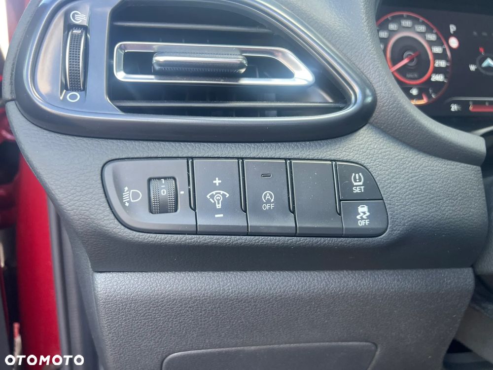 Hyundai i30 1.5 T-GDI 48V-Hybrid DCT N Line - 26