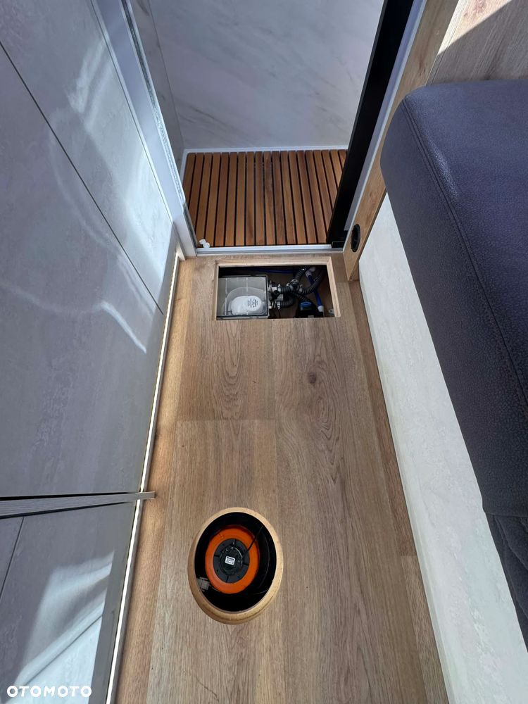 Globe-Traveller Falcon 2XS - 26