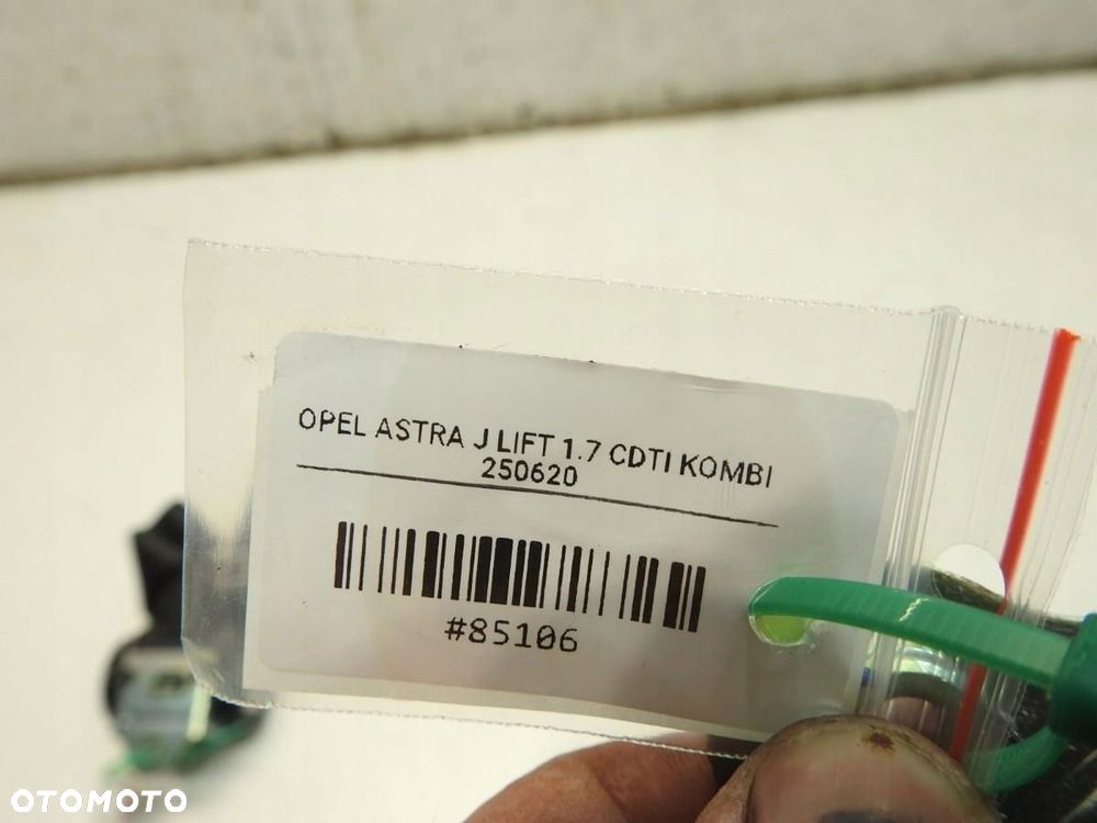 PAS PASY BEZPIECZEŃSTWA TYŁ OPEL ASTRA J KOMBI 13309838 13251499 617472300B - 5