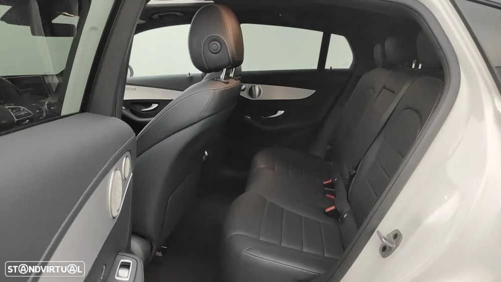 Mercedes-Benz GLC 300 e Coupé 4Matic - 10