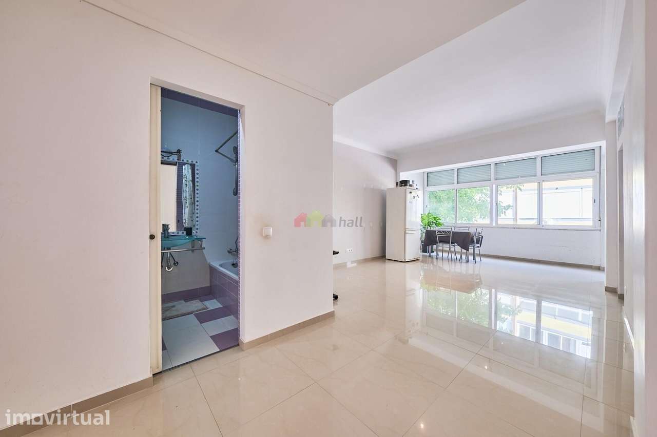 Apartamento T3 com 2 Wc´s e arrecadação - Grande imagem: 4/24