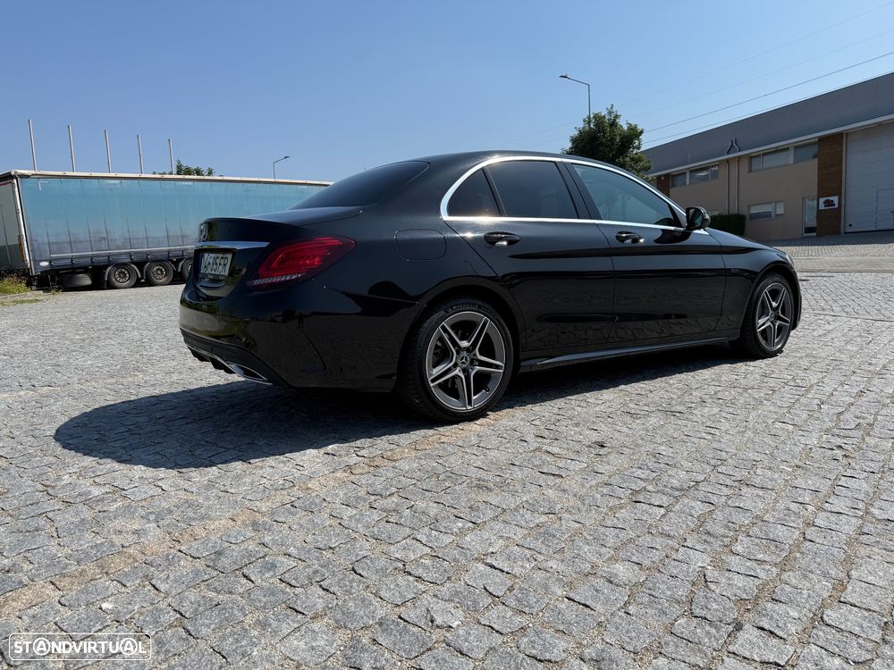 Mercedes-Benz C 300 de AMG Line - 3