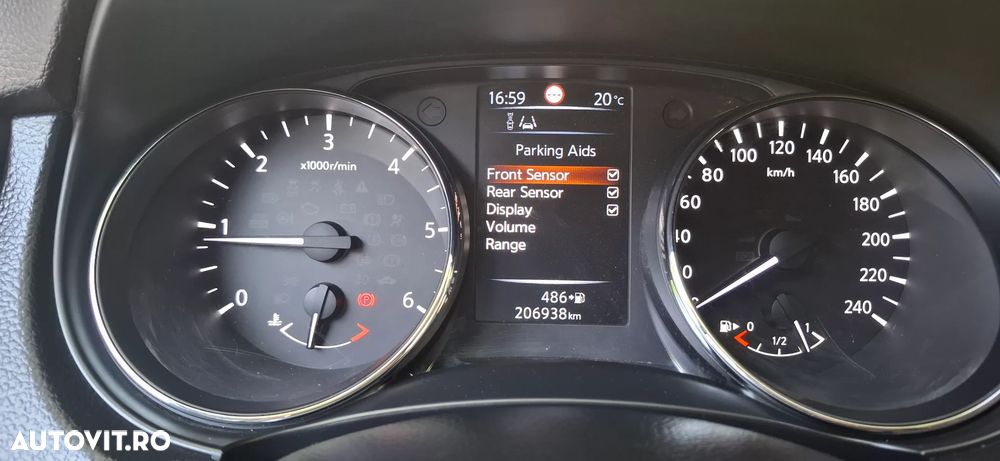 Nissan Qashqai 1.5 DCI Start/Stop Tekna - 30