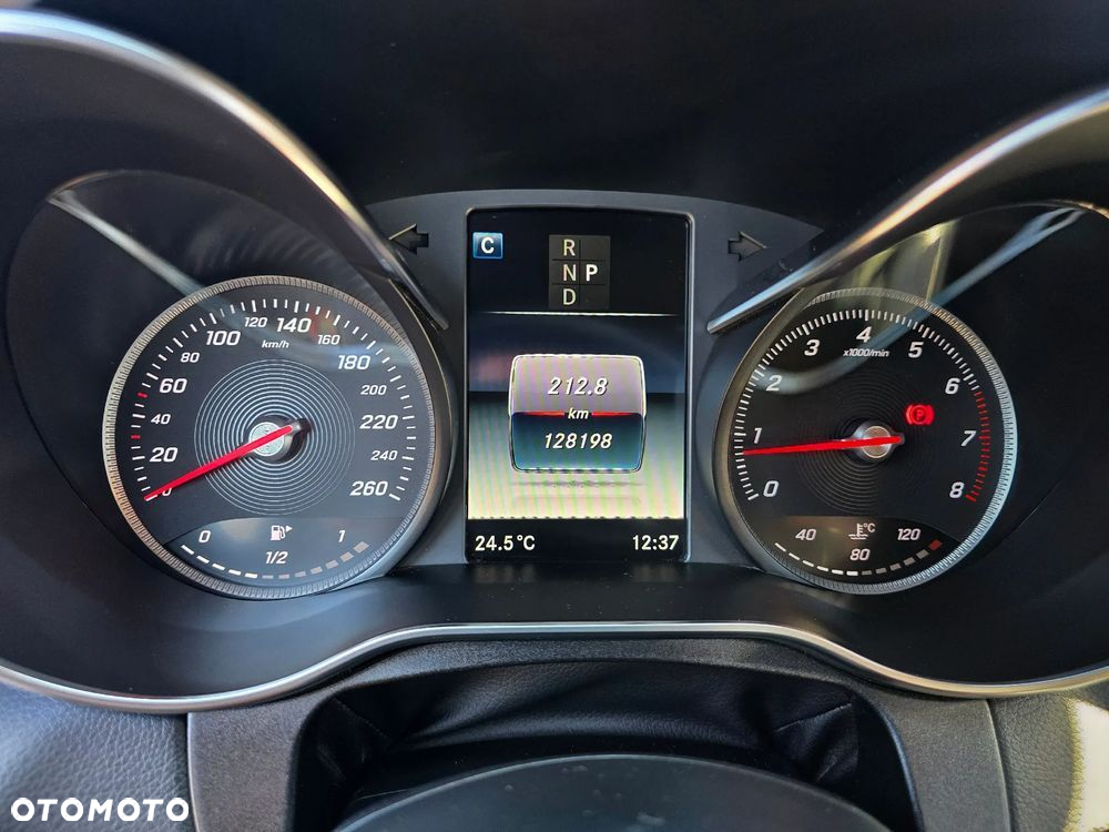 Mercedes-Benz Klasa C 300 Cabrio 9G-TRONIC AMG Line - 17