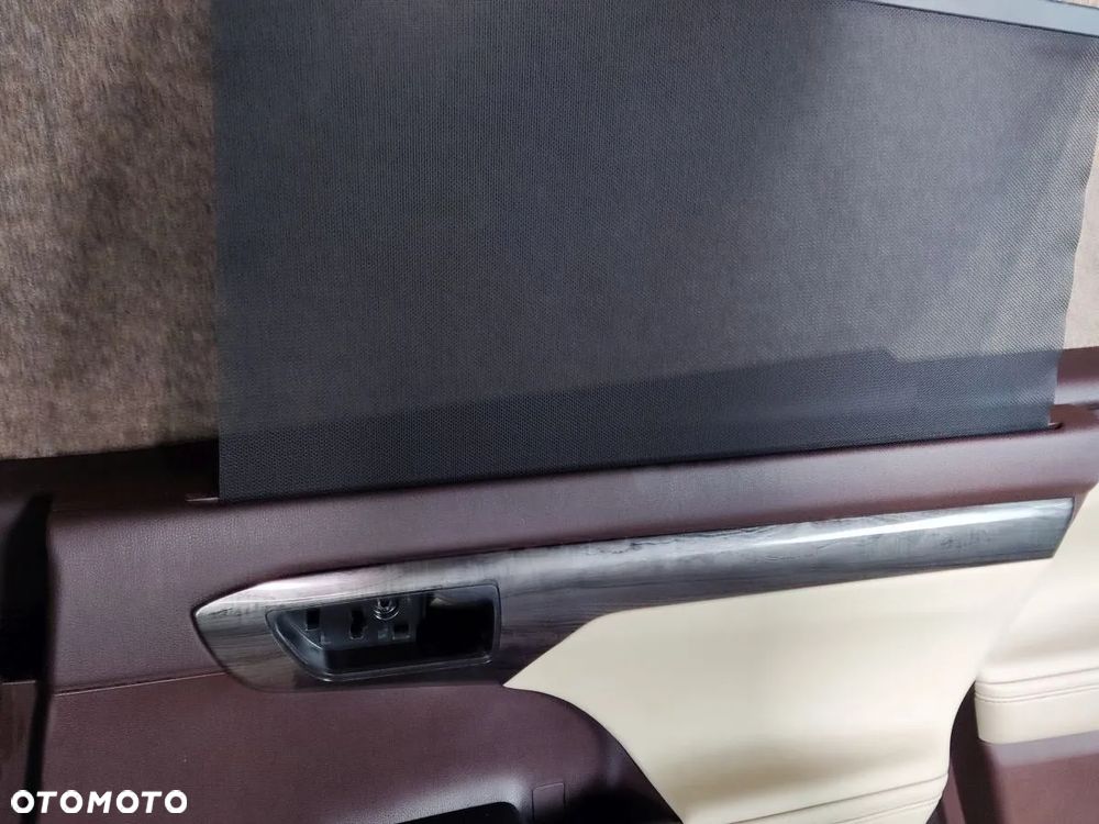 TOYOTA HIGHLANDER 20-24r Fotele Kanapy Boczki Skórzane 7 osób - 18