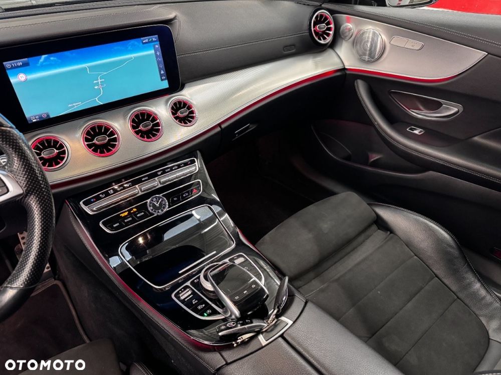 Mercedes-Benz Klasa E - 32