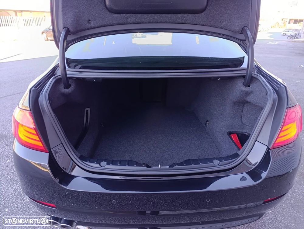 BMW 520 d Sport-Aut. - 10