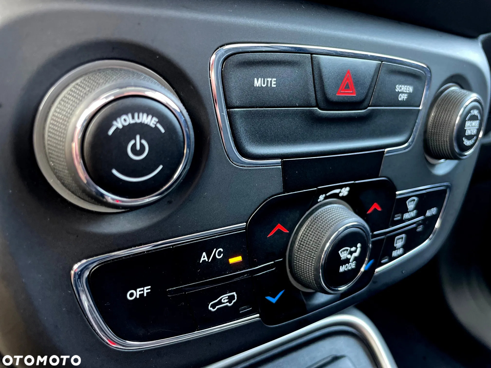 Jeep Compass - 17