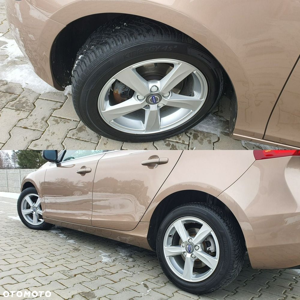 Volvo V40 D2 Momentum - 40