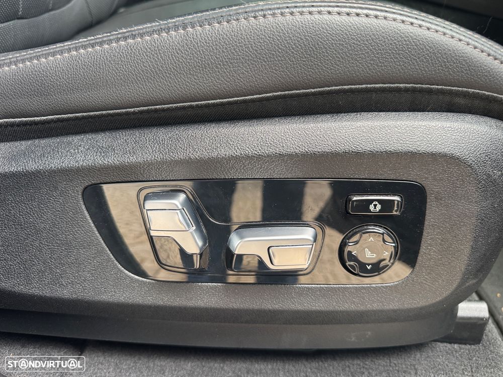 BMW X7 40 d xDrive Pack M - 19