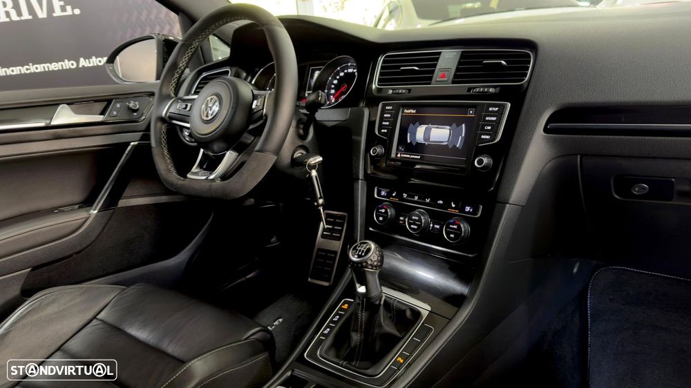 VW Golf 2.0 TDI GTD - 35