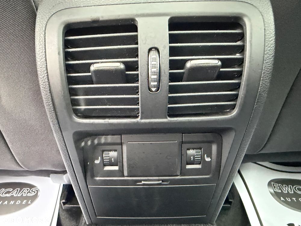 Volkswagen Passat 1.8 TSI DSG Comfortline - 20