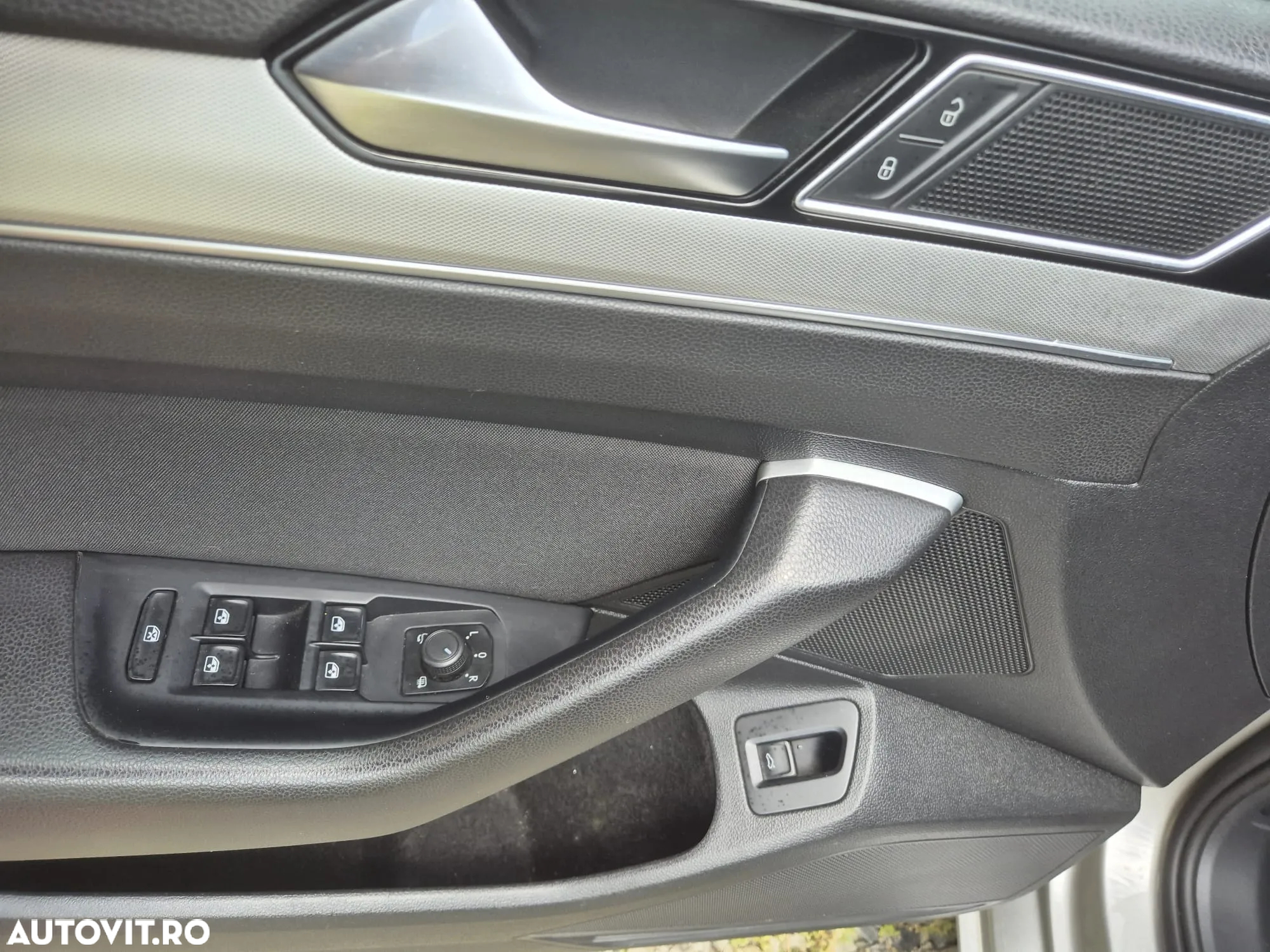 Volkswagen Passat 1.6 TDI (BlueMotion Technology) Comfortline - 17