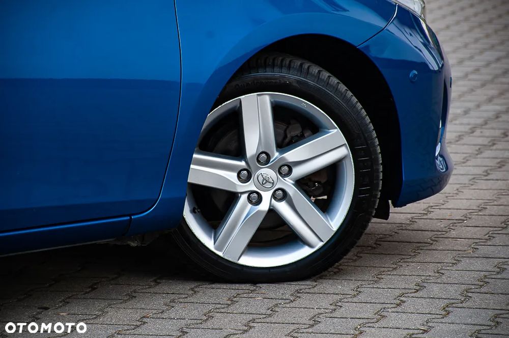 Toyota Auris 2.0 D-4D Executive - 33