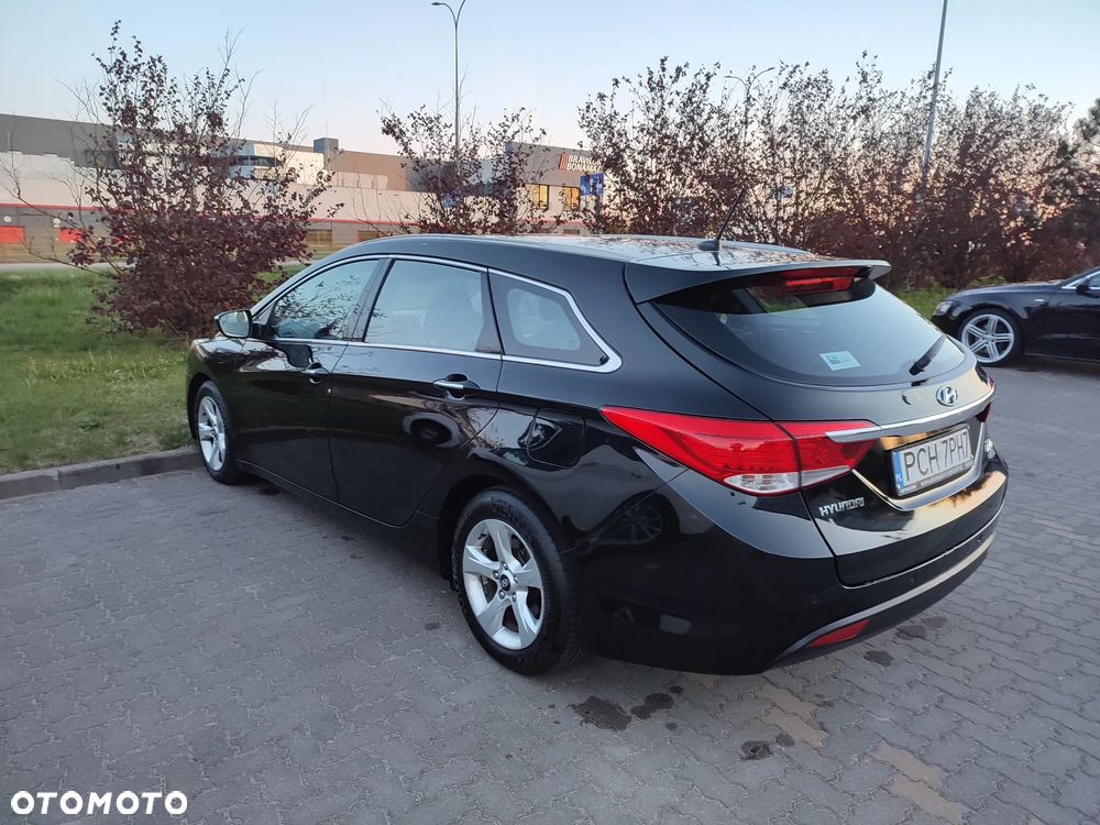 Hyundai i40 Kombi 1.7 CRDi DCT Premium - 7