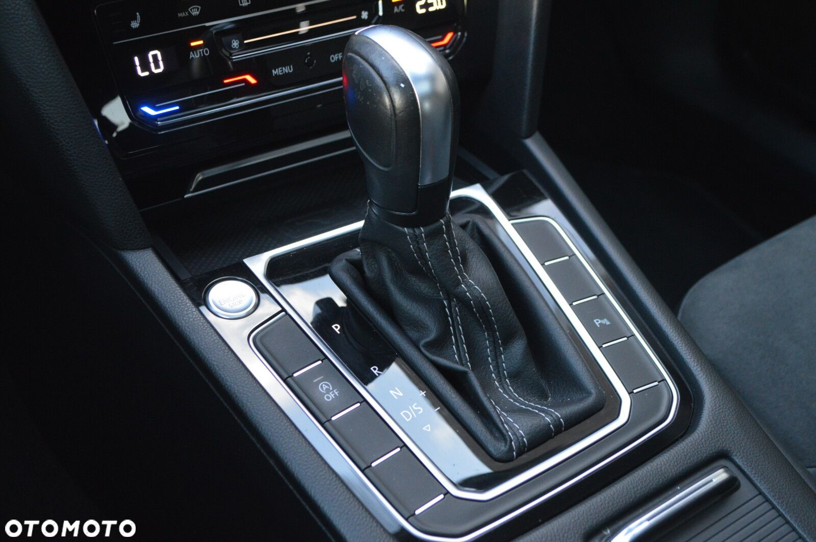 Volkswagen Arteon 2.0 TDI 4Motion R-Line DSG - 18