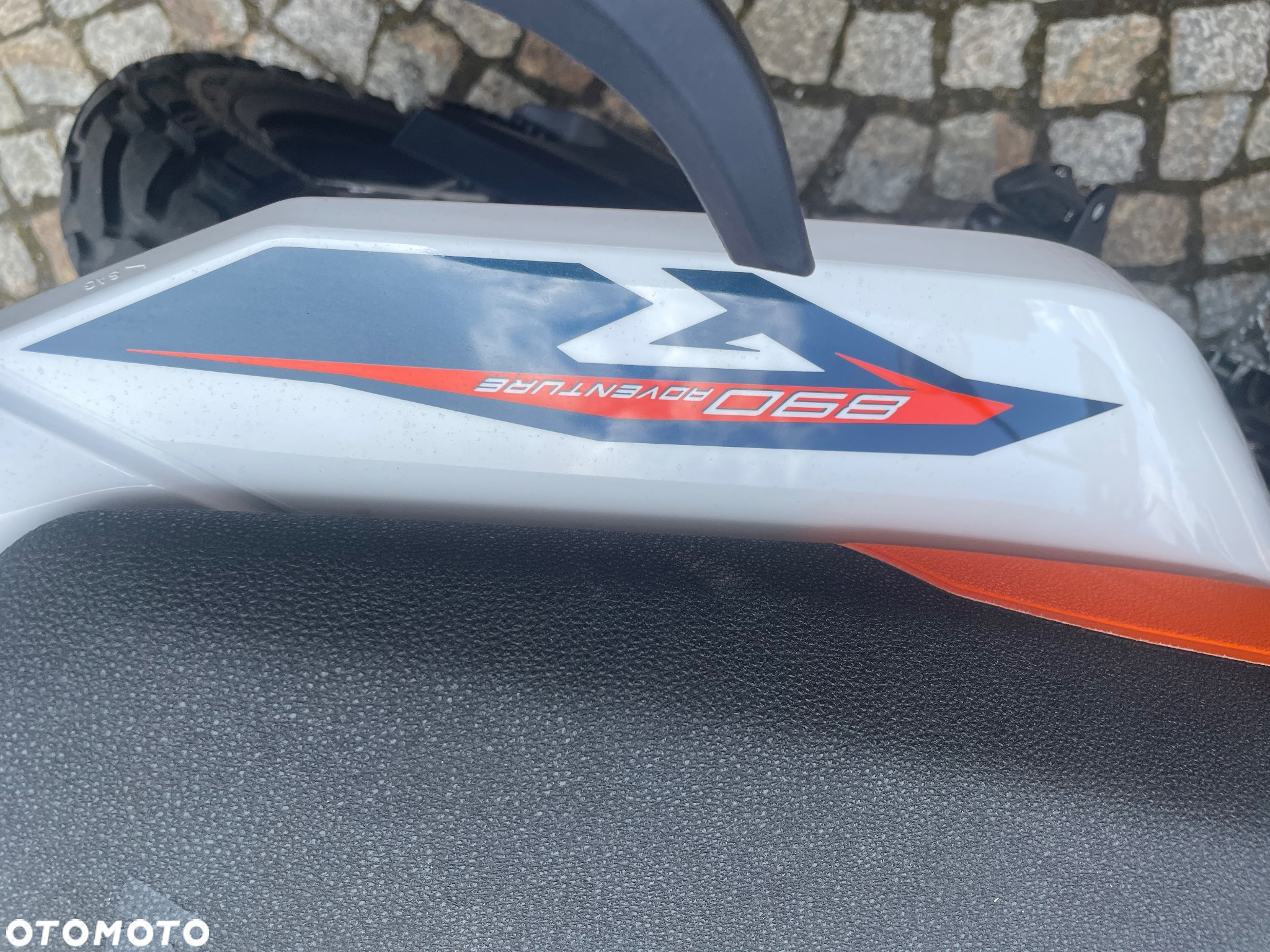 KTM Adventure - 7