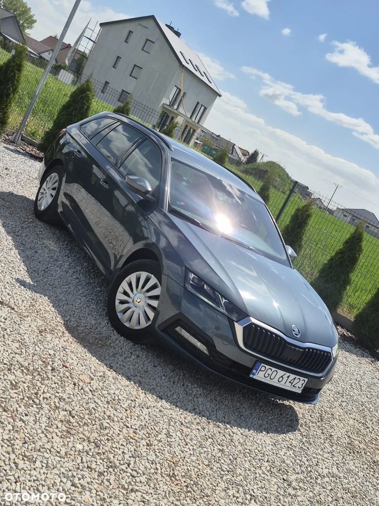 Skoda Octavia 2.0 TDI Style DSG - 2