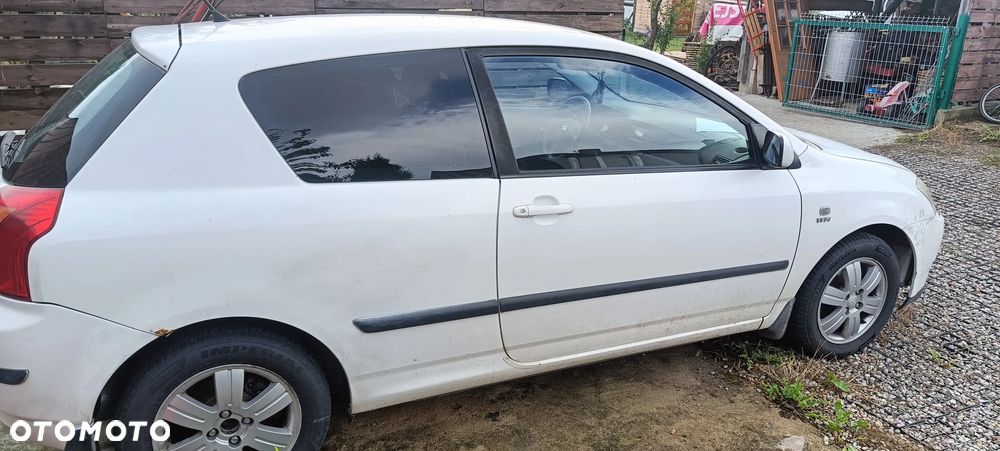 Toyota Corolla 1.4 VVT-i Base - 5