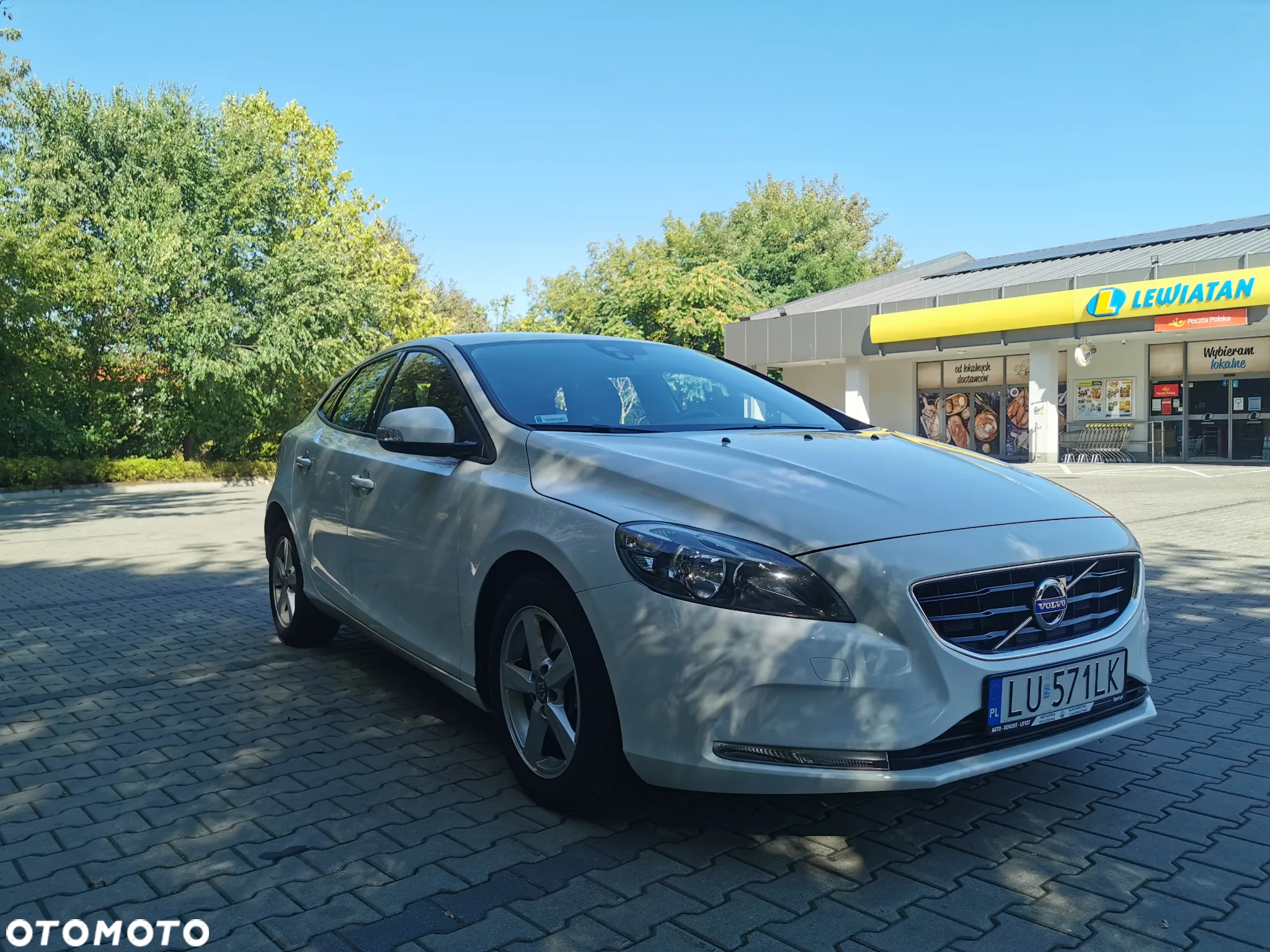 Volvo V40 D3 Kinetic - 8