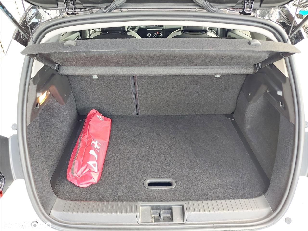 Renault Captur - 19