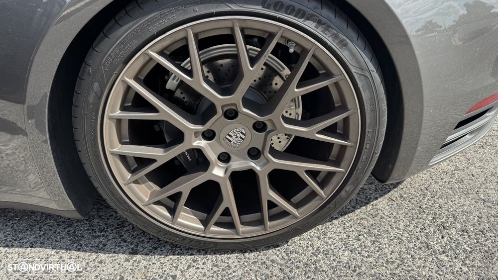Porsche 911 (992) Carrera PDK - 8