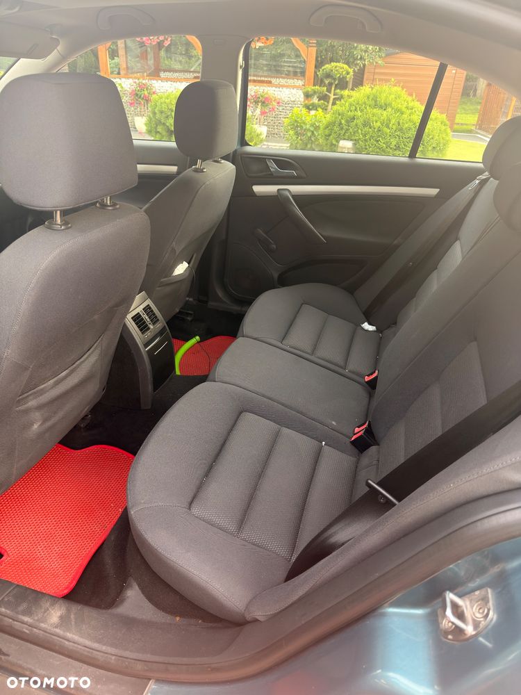 Skoda Octavia 1.6 Active - 9