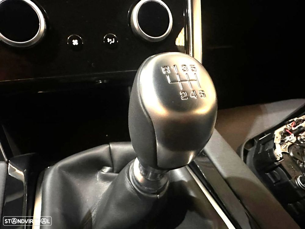 LandRover Discovery l550 Sport 2.0D 150Cv de 2020 para peças - 32