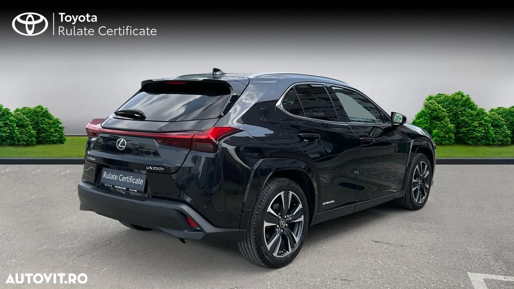 Lexus UX 250h 2.0L HEV 20H- (178 HP) 4X4 CVT Luxury - 4