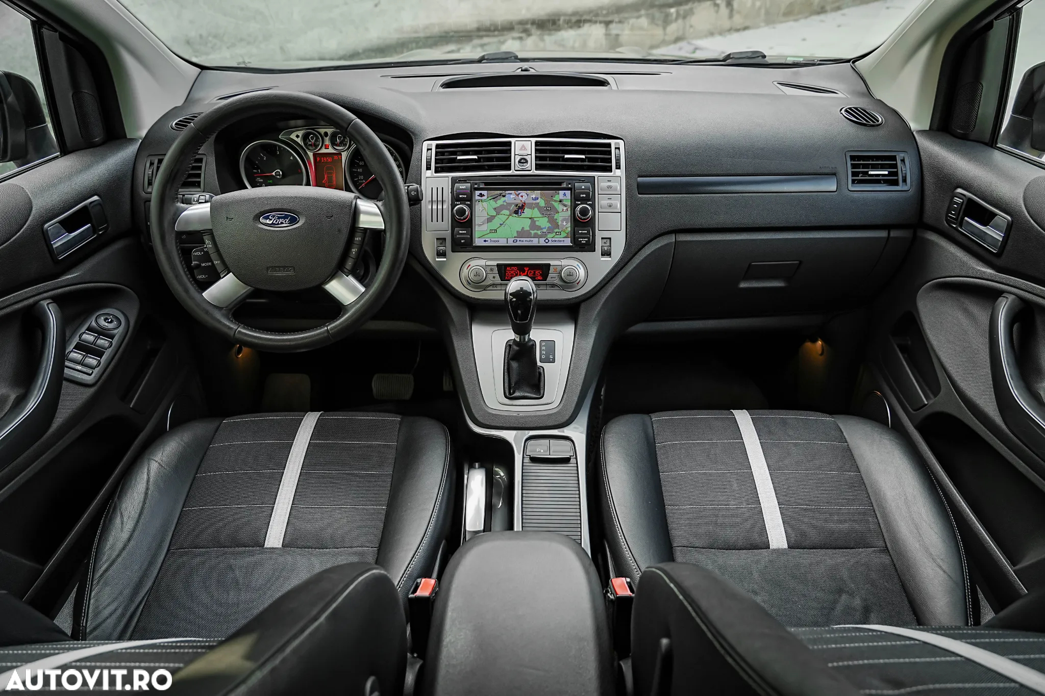 Ford Kuga 2.0 TDCi 4x4 Aut. Titanium - 5