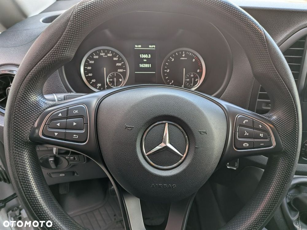 Mercedes-Benz Vito - 15