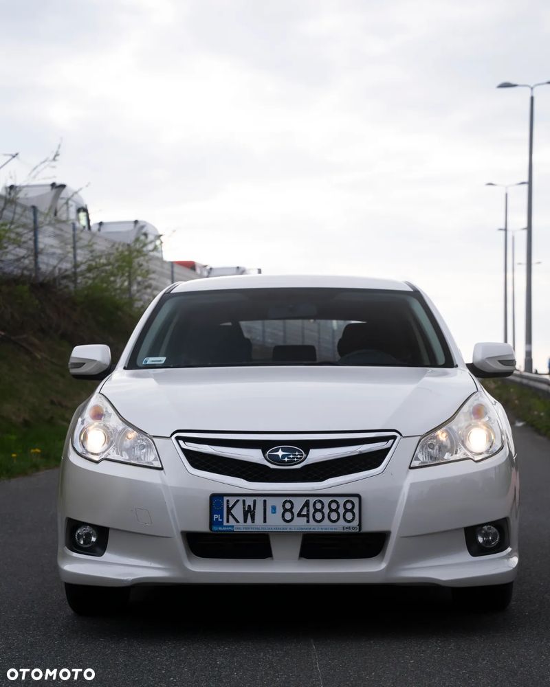 Subaru Legacy 2.0R Comfort - 2