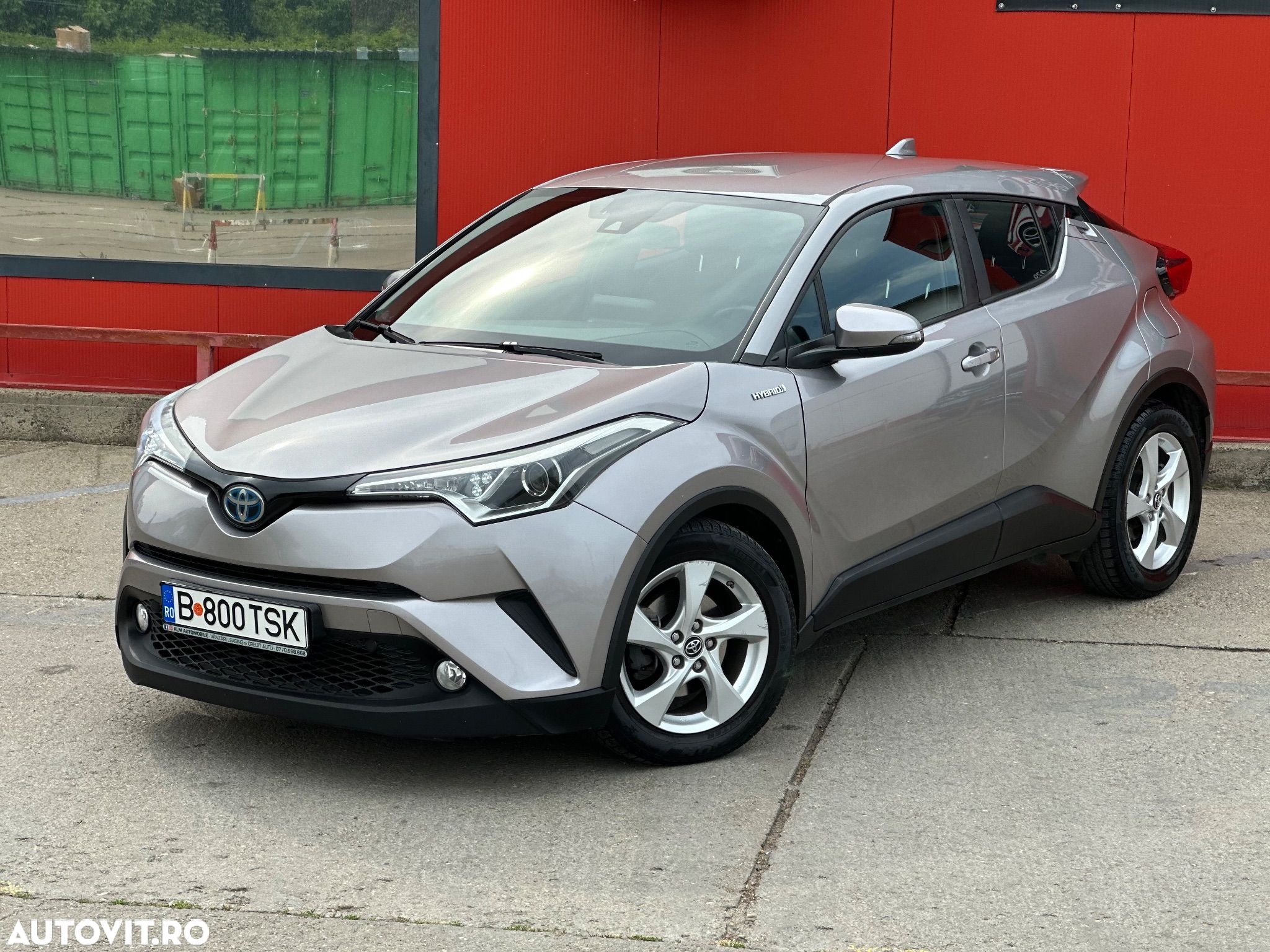 Toyota C-HR 1.8 HSD 122 CP 4x2 CVT Style - 1