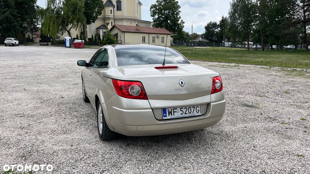 Renault Megane 2.0 16V Dynamique - 6