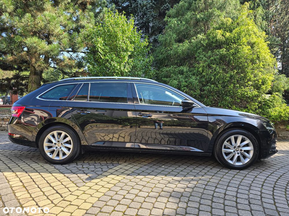 Skoda Superb 2.0 TDI SCR 4x4 Style DSG - 12