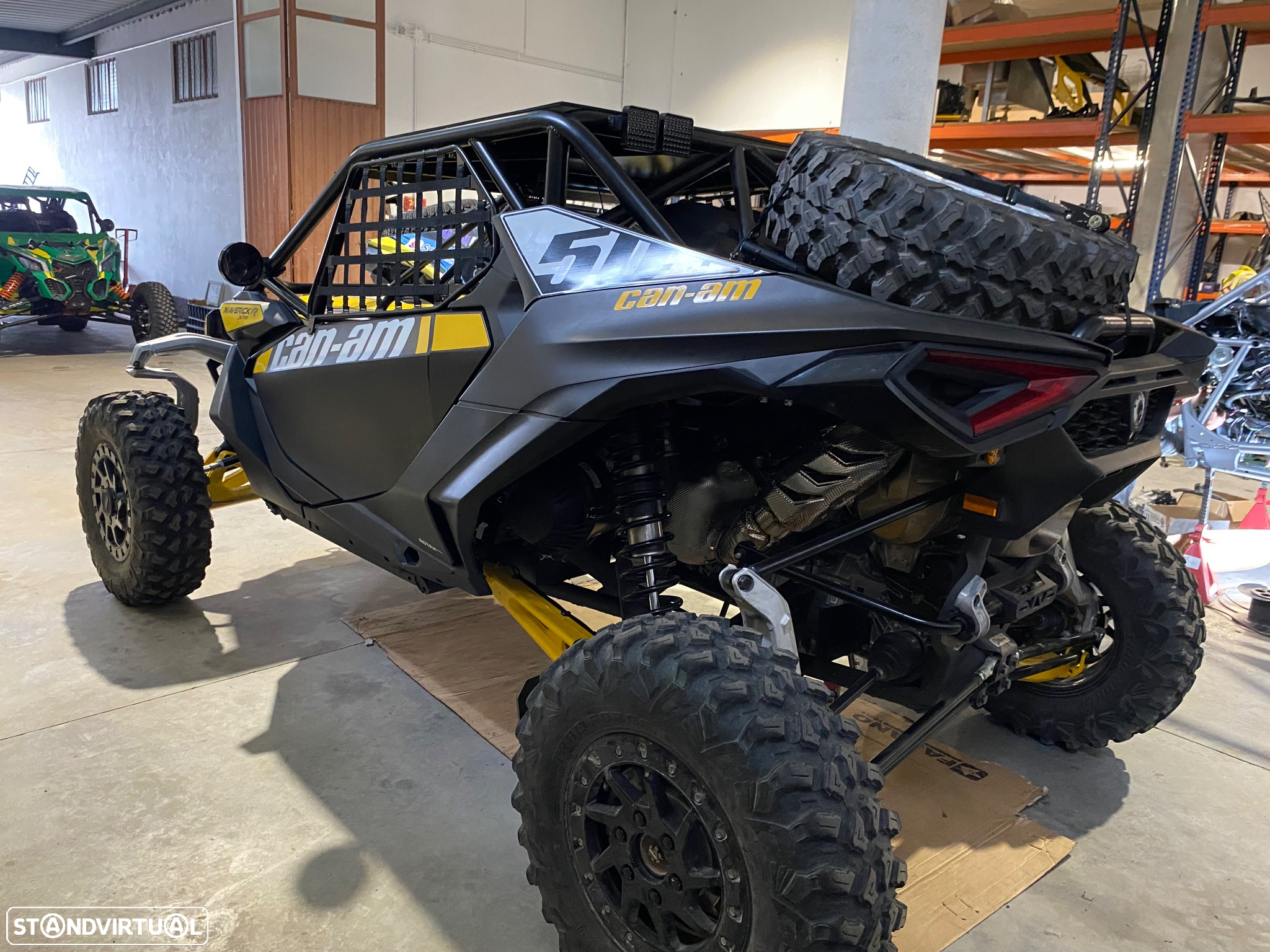 Can-Am Maverick R - 3