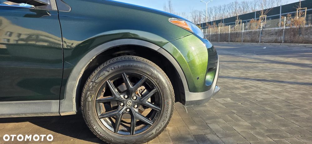 Toyota RAV4 - 4