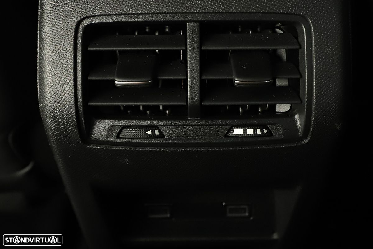 Peugeot 408 1.2 PureTech GT EAT8 - 24