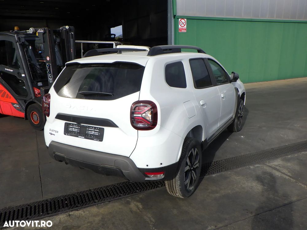 Dezmembrez Dacia Duster an 2023 , motor 1.0 TCE ,Benzina  , - 3
