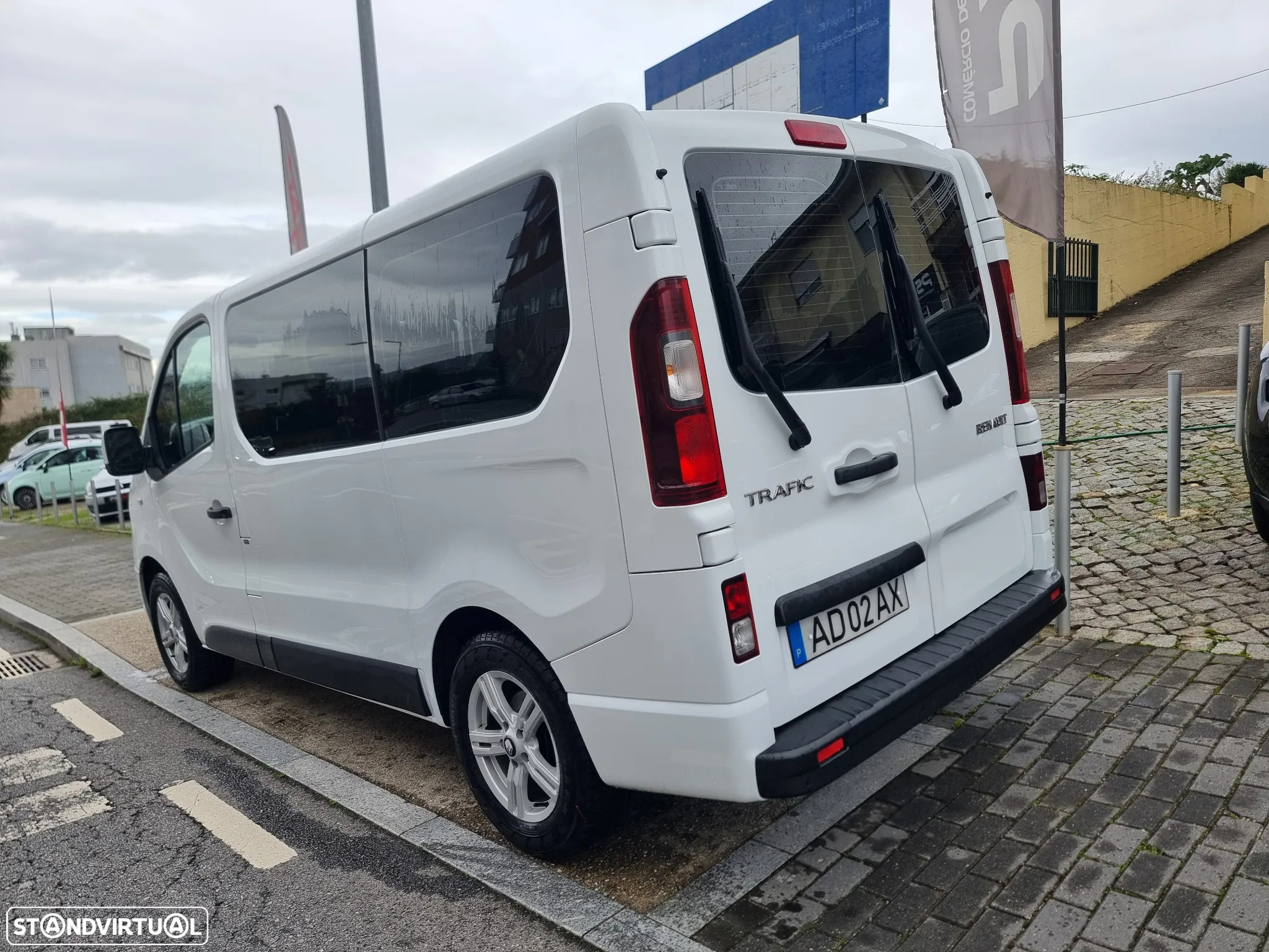 Renault Trafic 2.0 dCi L1H1 1.0T Luxe SS - 10